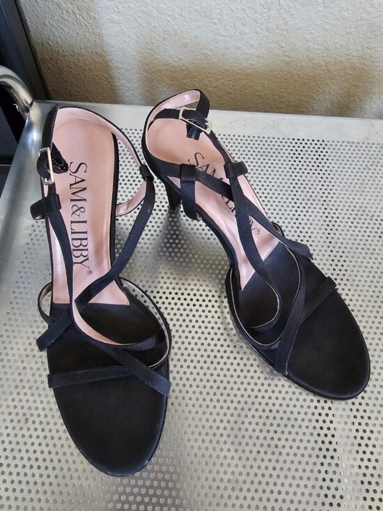 Sam & Libbey Shoes - Sam & Libby Black Strappy Heels Shoes Women's Size 7.5 Open Toe